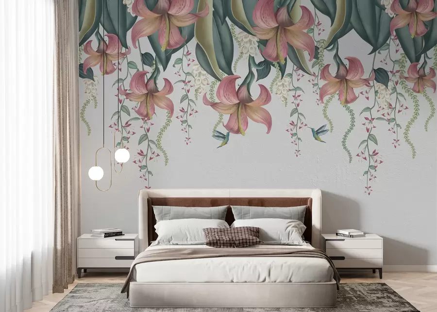 murales Delicado motivo botánico con lirios colgantes, flores y colibríes en una pared clara w01523v1