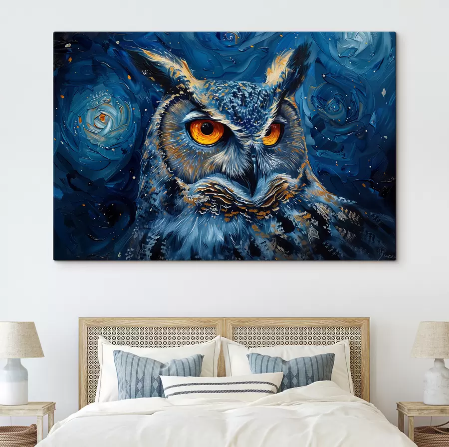 murales La mirada de un búho en la noche con un cielo a lo Van Gogh s40982