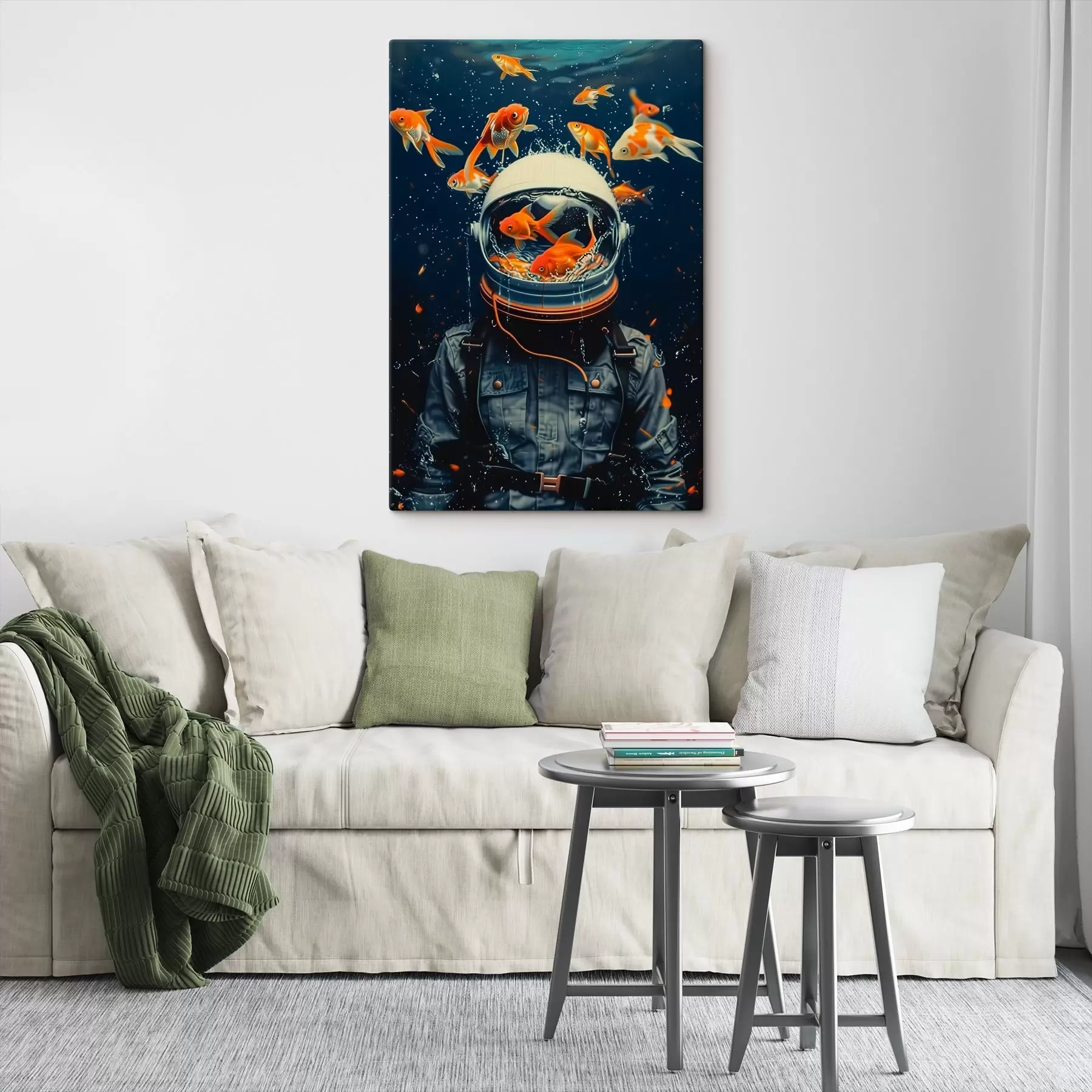 murales Astronauta nadando con peces juguetones s39041