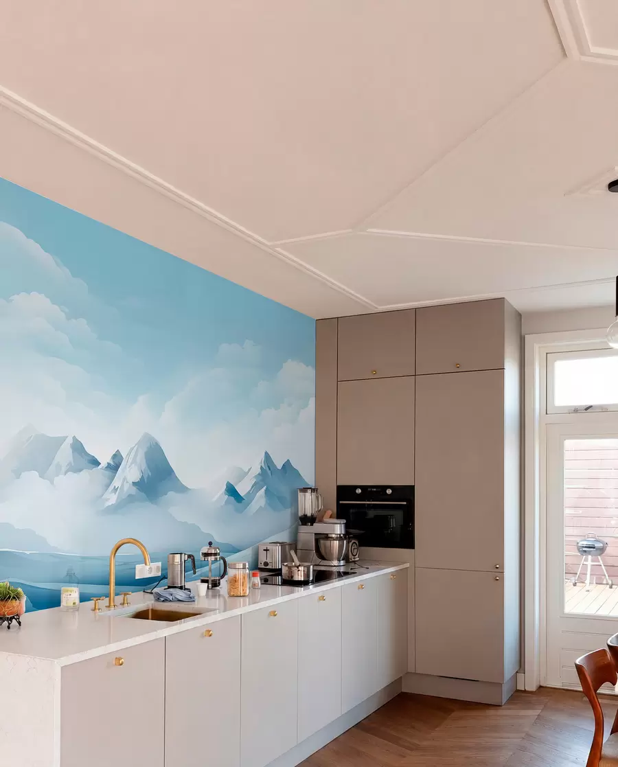 peintures murales Nuages bleus minimalistes et montagnes, temps glacial w08811