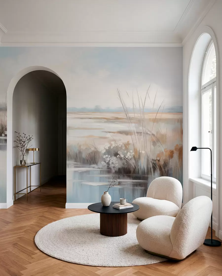 peintures murales Paysage tranquille texturé avec des herbes hautes et de l'eau calme, des couleurs pastel douces, des arbres lointains à l'horizon w09213