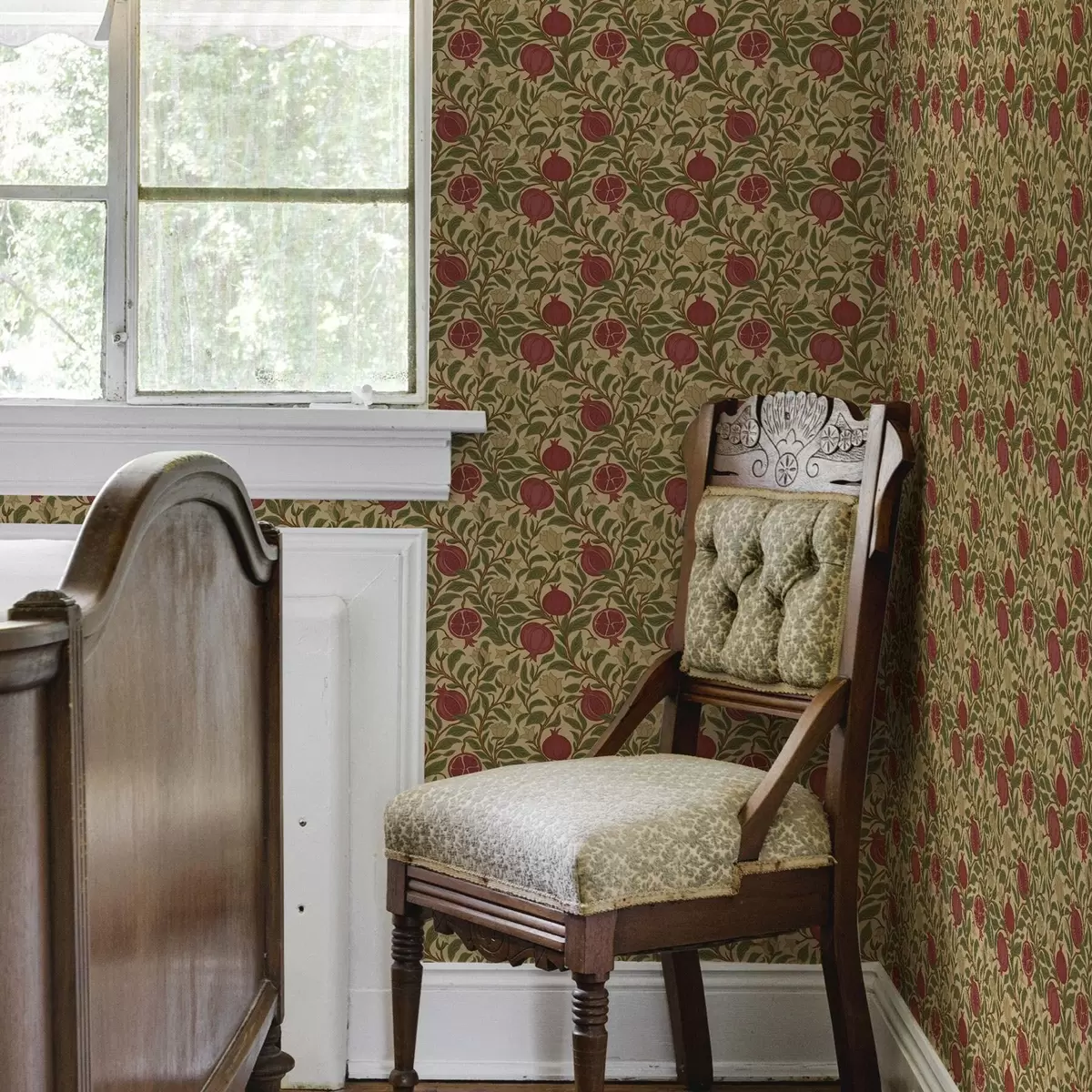 Wallpaper Pomegranates and flowers in the style of William Morris a00240