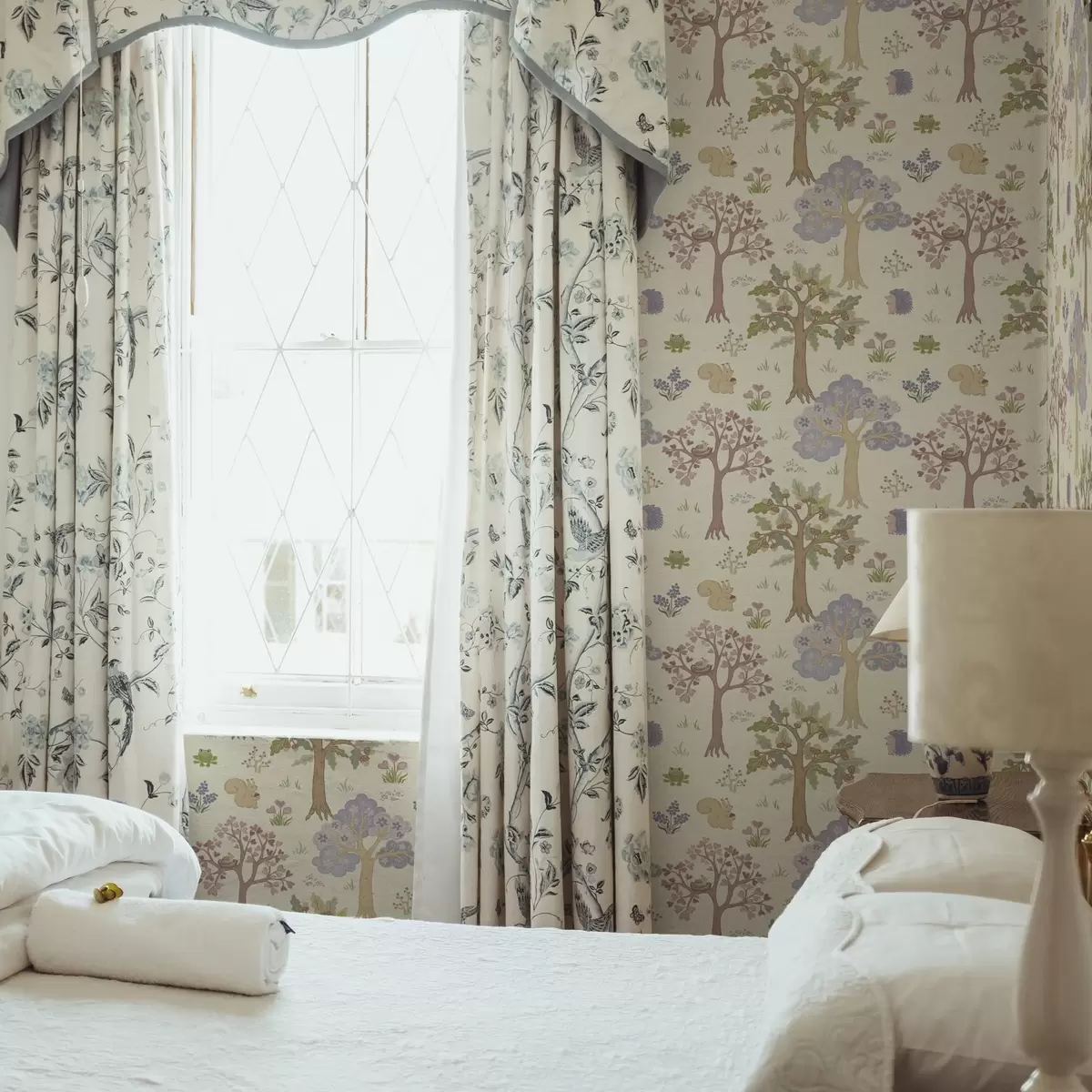 Wallpaper Fairy forest with animals in children's style a00264