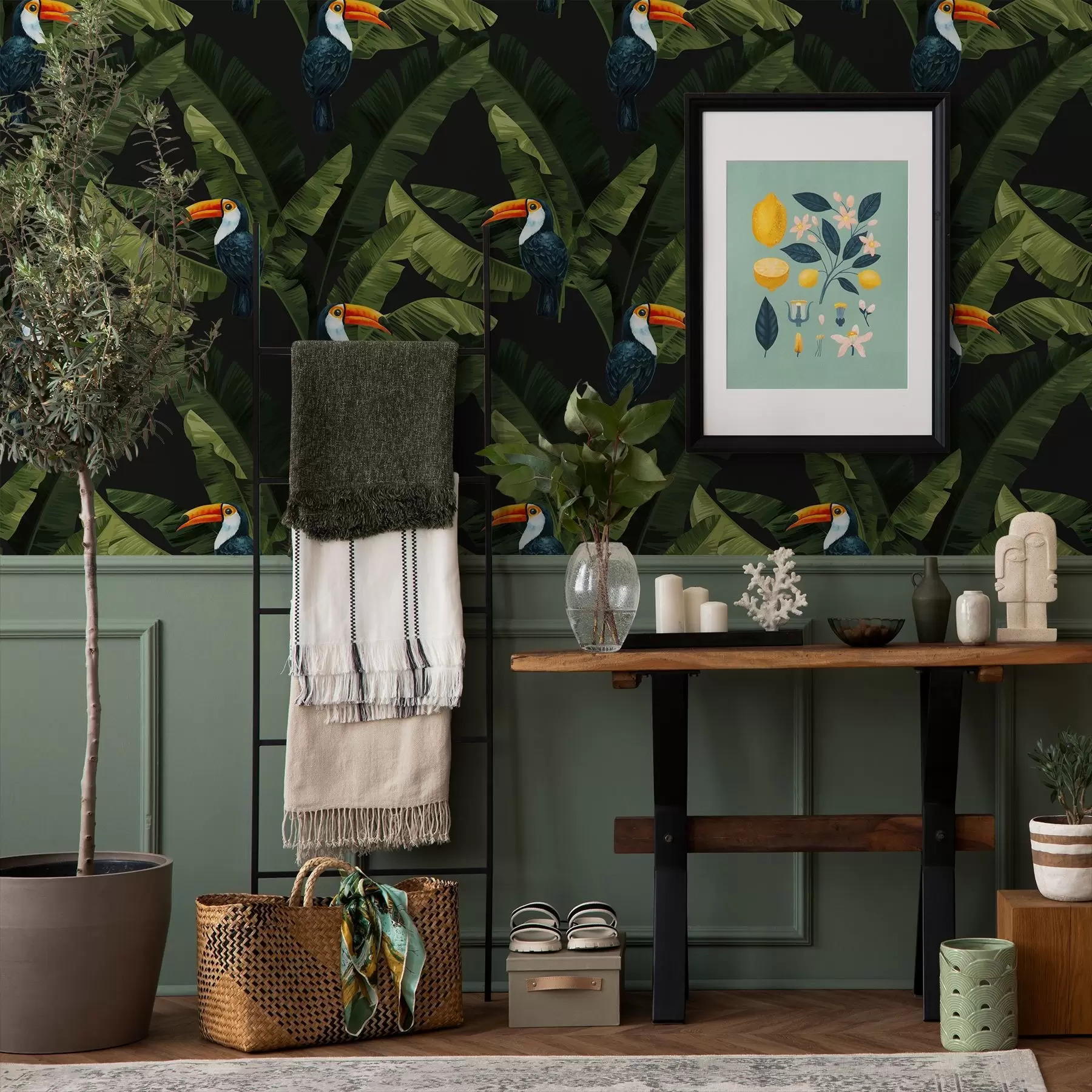 Wall Mural Photo Wallpaper Toucan in Tropical Leaves a00415
