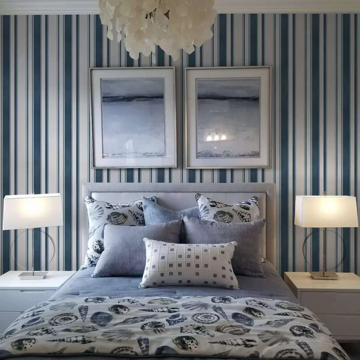 Wallpaper Combination of turquoise stripes on a white background with rhythm a00527