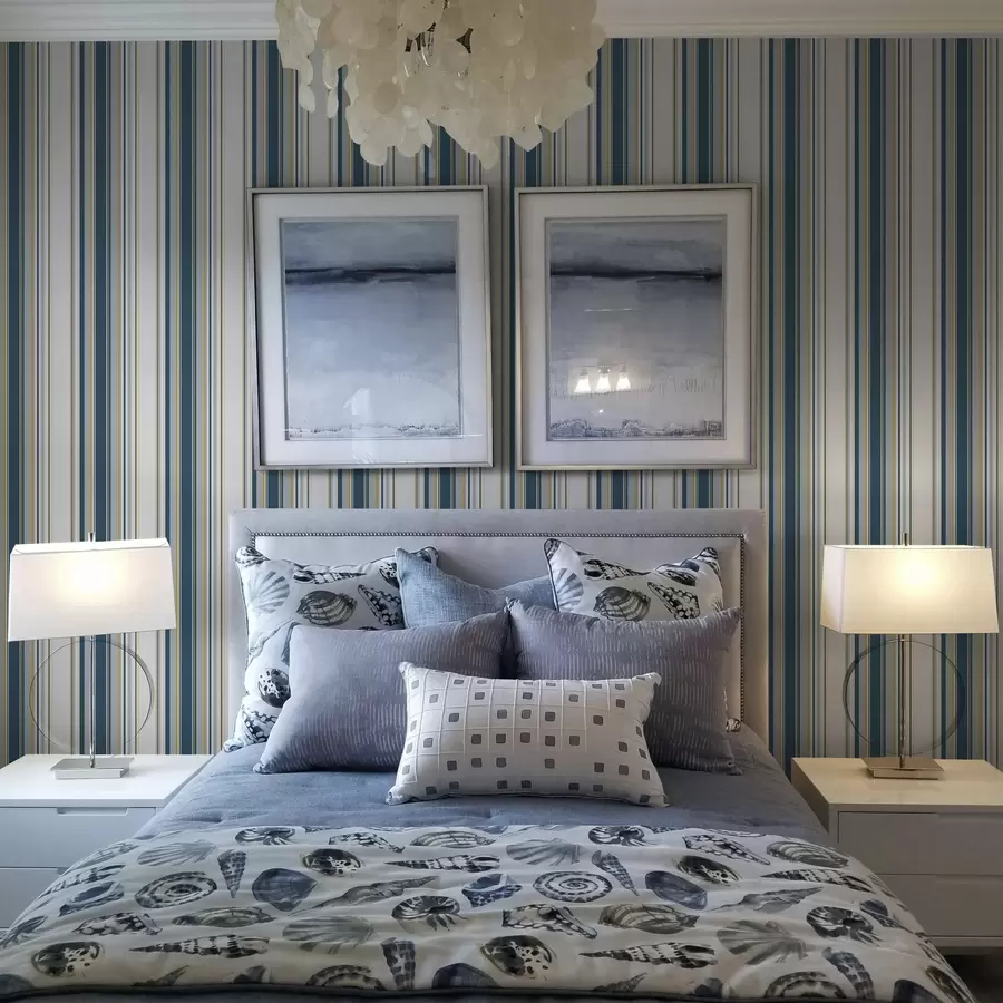 murales Rayas azules y amarillas en contraste sobre fondo blanco a00566