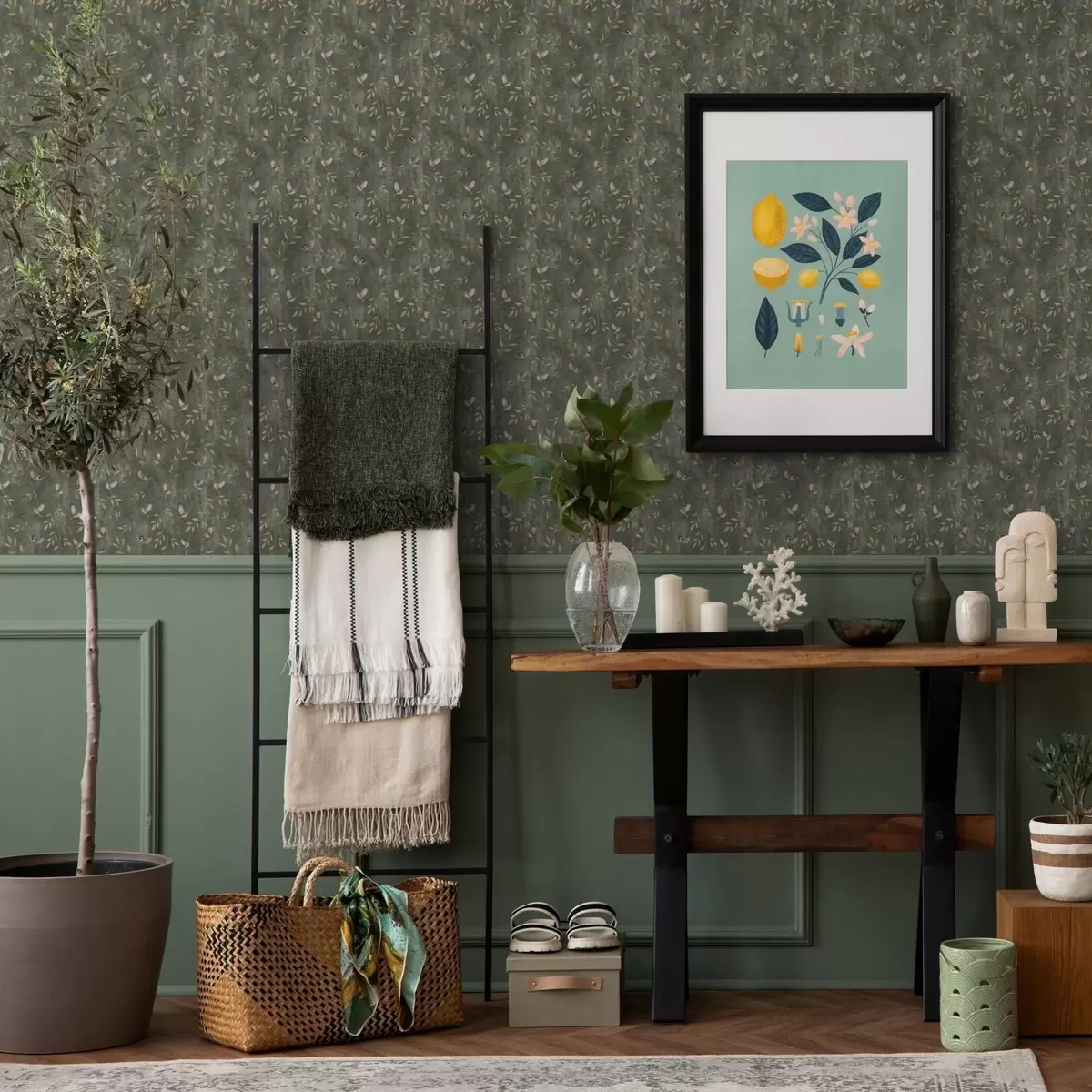 Wallpaper Birds in orange foliage on a deep green background a00591