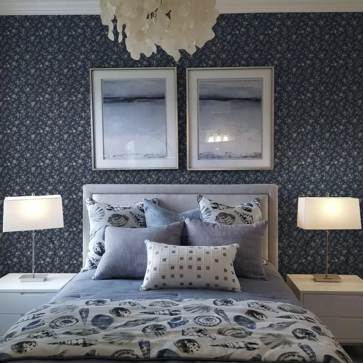 Wallpaper Dark navy background with thin beige branches and flowers a00612