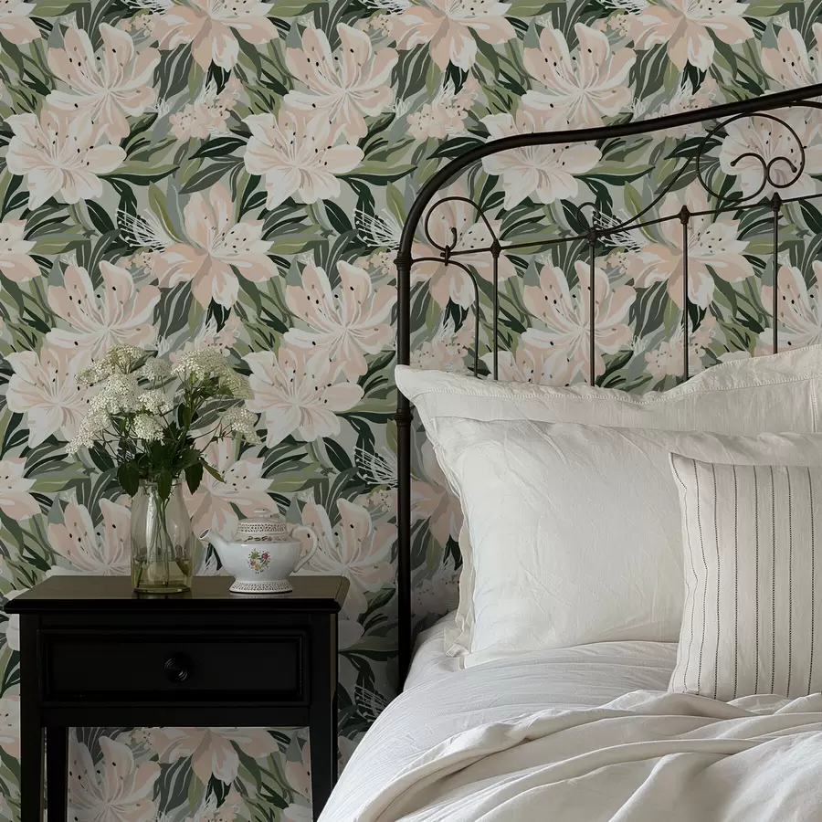 murales Grandes flores color crema sobre fondo verde claro a00646