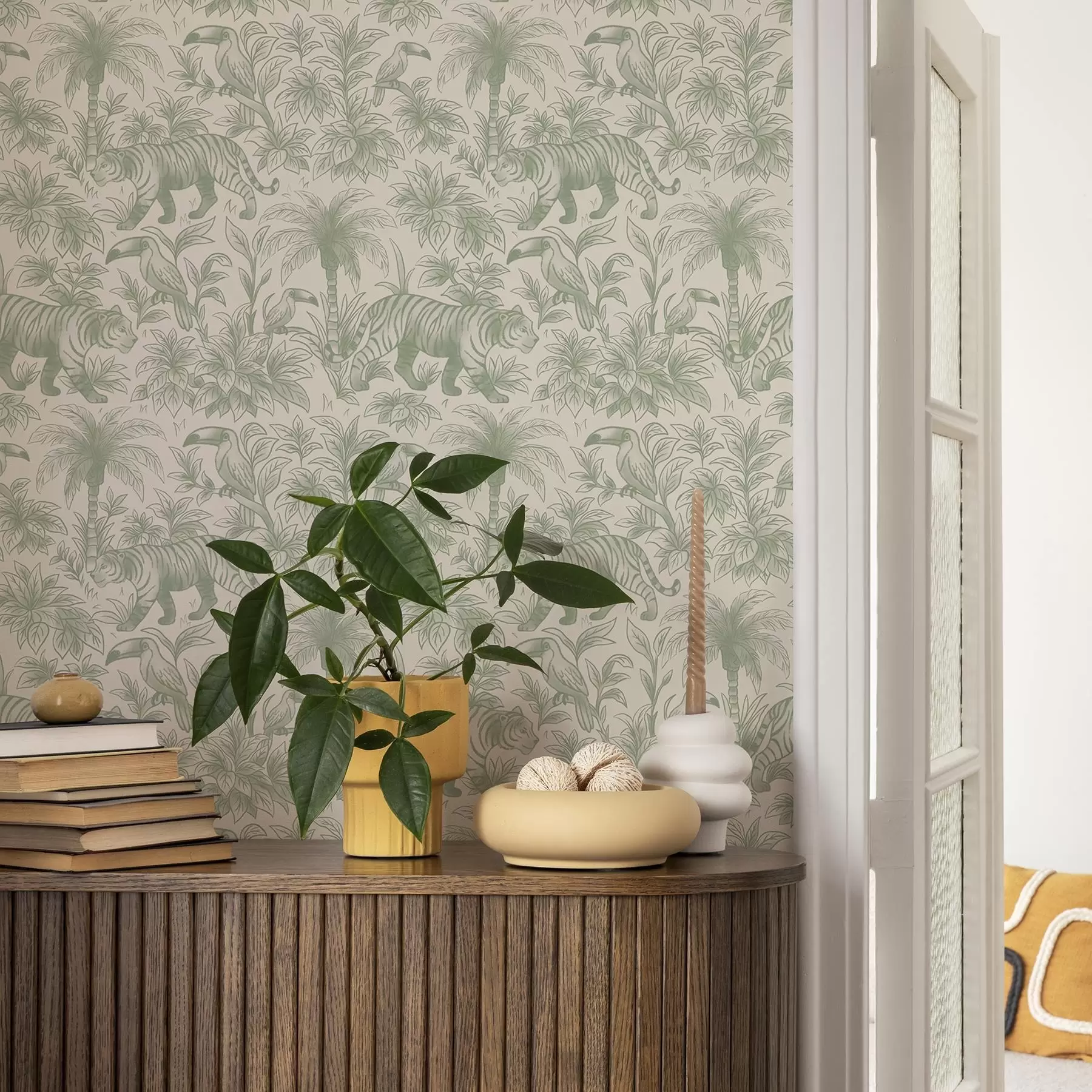 Wall Mural Photo Wallpaper Tigers and tropical birds among palms on a light background a00711