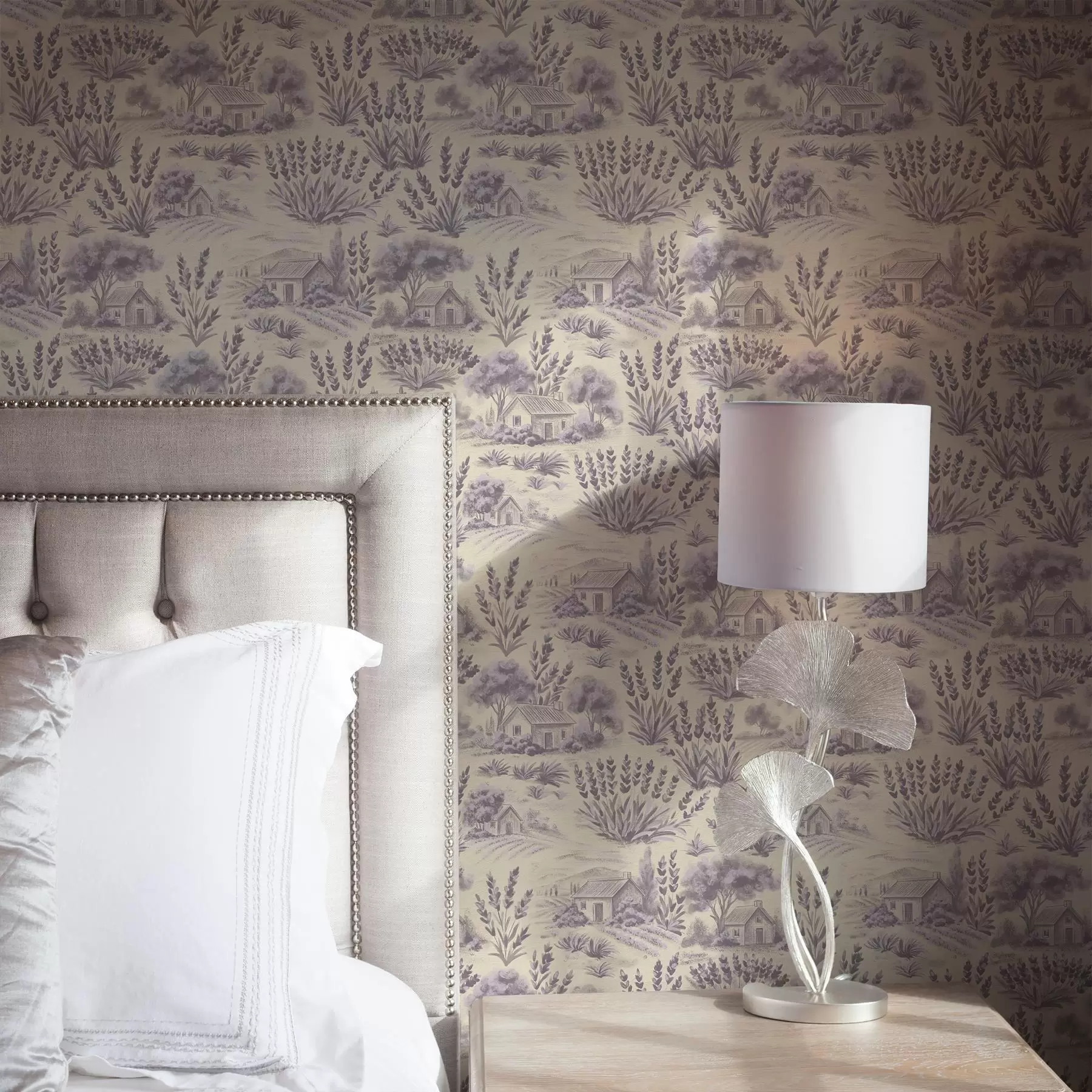 peintures murales Champs de lavande et maisons aux tons pastel a00765