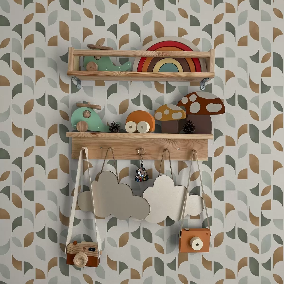 Wallpaper Abstract half circles and leaves in green and terracotta a00985