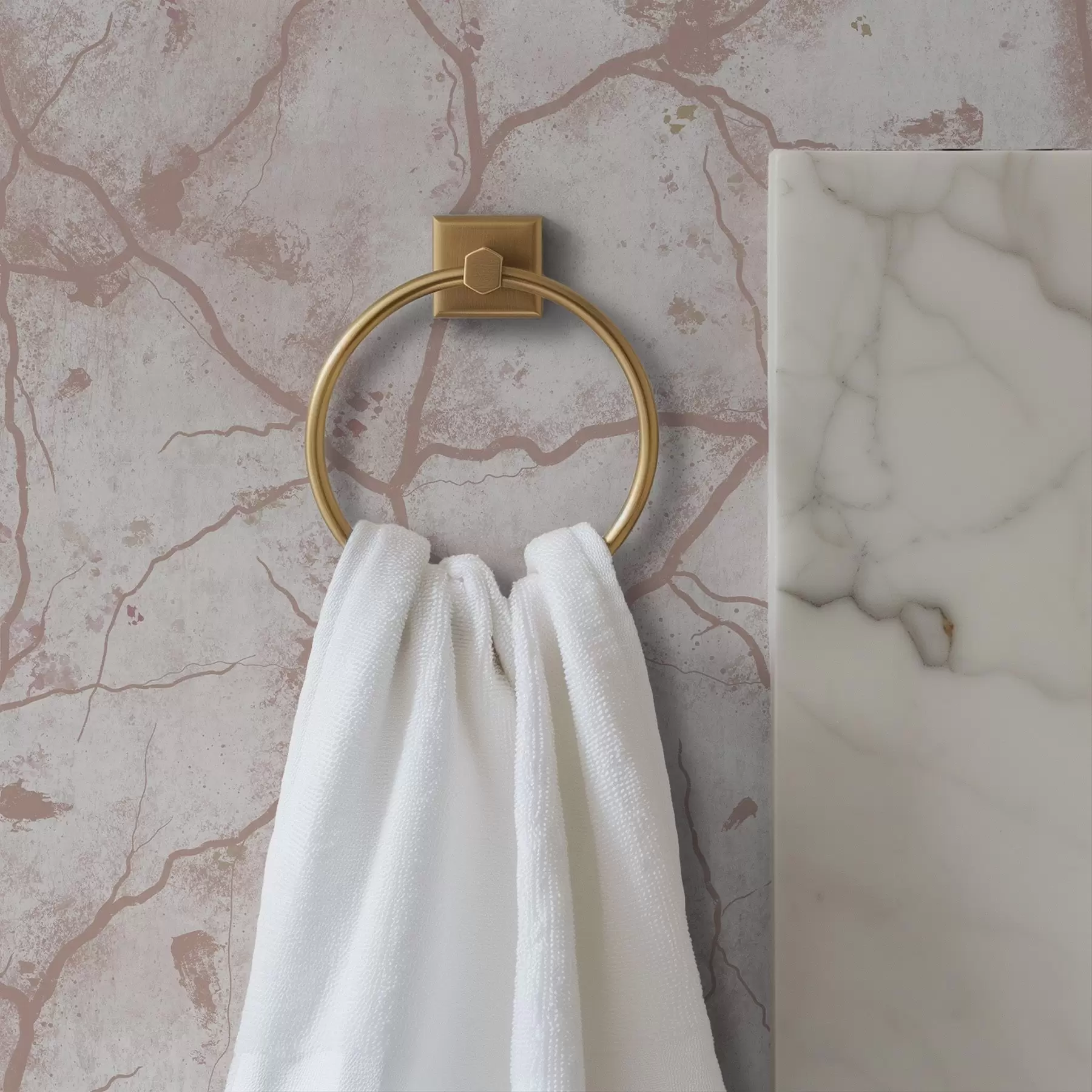 Wall Mural Photo Wallpaper Light concrete with a lace of pink cracks and spots a00987