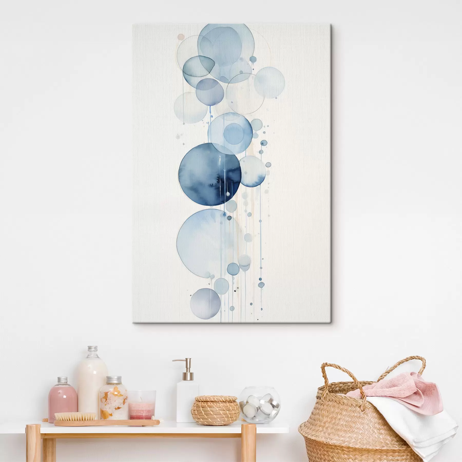 murales Círculos abstractos con textura azul y blanca en acuarela de diferentes tamaños, sobre fondo blanco s47021