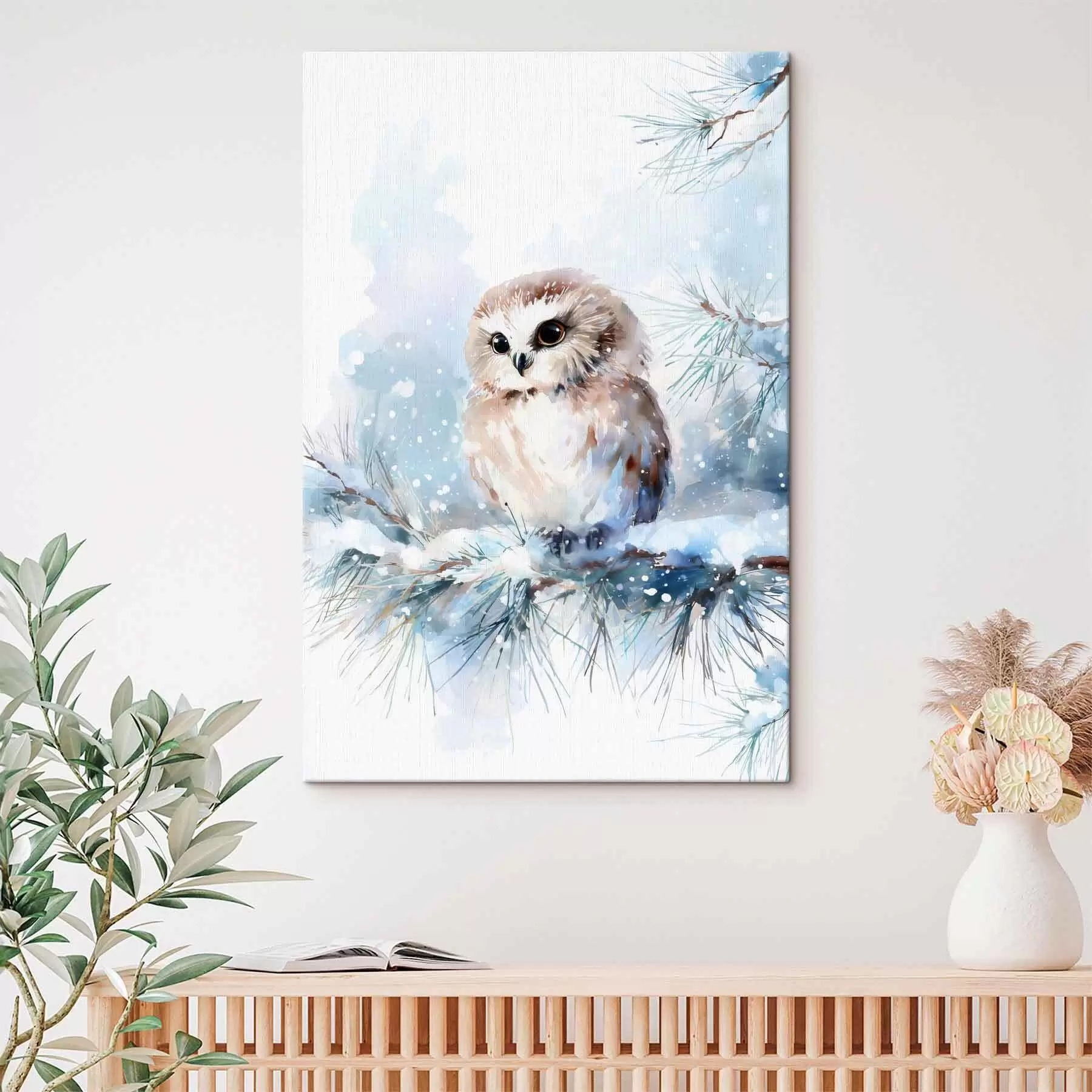 murales Bonito búho sobre una rama de pino cubierta de nieve, pintado al estilo acuarela. s47115