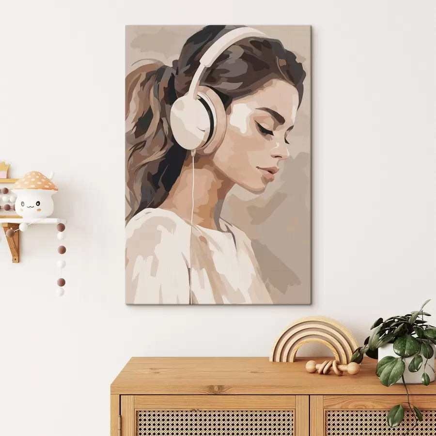 wall murals Girl with headphones s47411