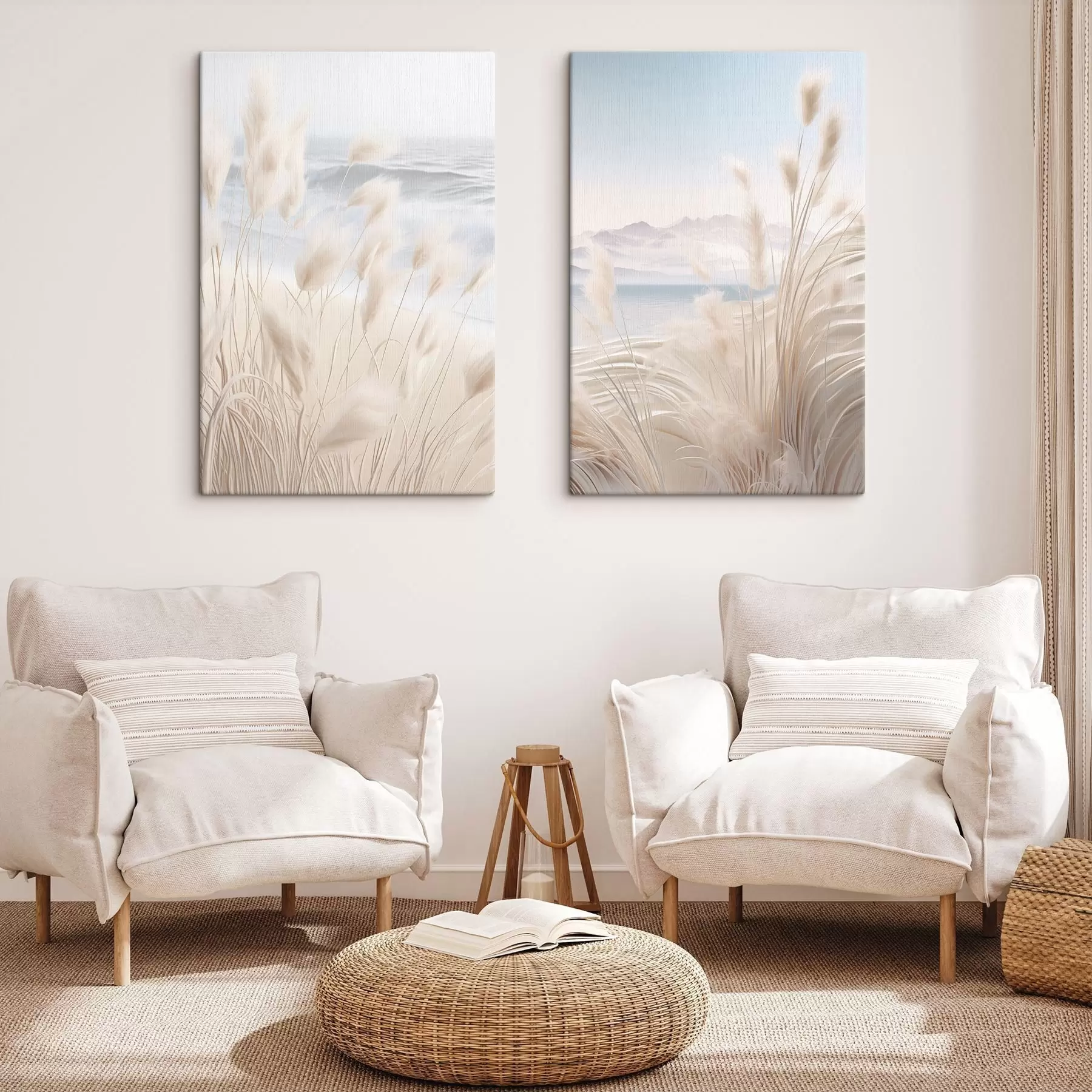 murales Hierba alta y plumosa de la pampa en suaves tonos beige en primer plano, con una playa de arena al fondo. m01242