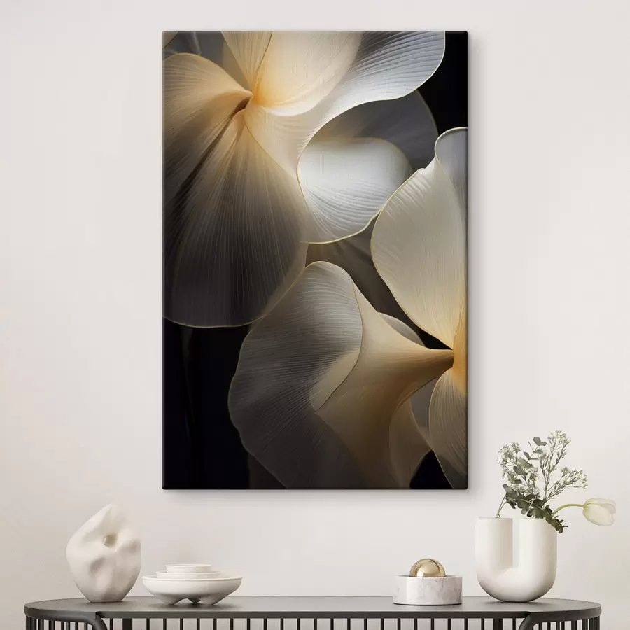 murales Pétalos abstractos fluidos y translúcidos con líneas delicadas, sobre un fondo oscuro. s47859