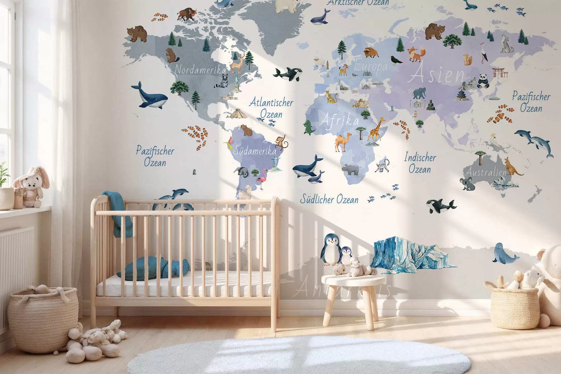 murales Un mapa azul de estilo acuarela en el que aparecen animales, plantas y elementos arquitectónicos. Etiquetas en alemán c00009dev1