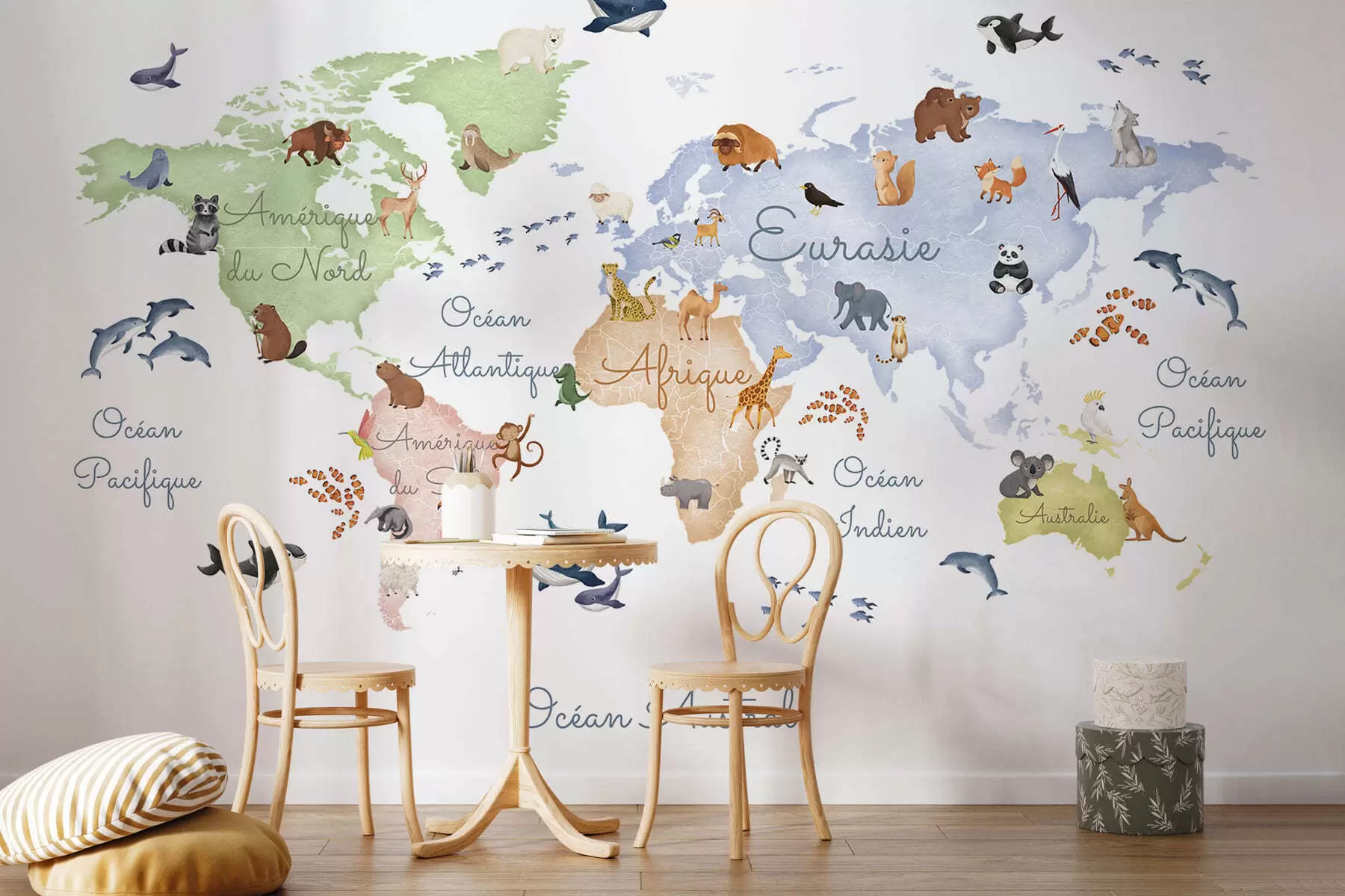 Wall Mural Photo Wallpaper A watercolor-style color map featuring animals. Labels in French c00012fr