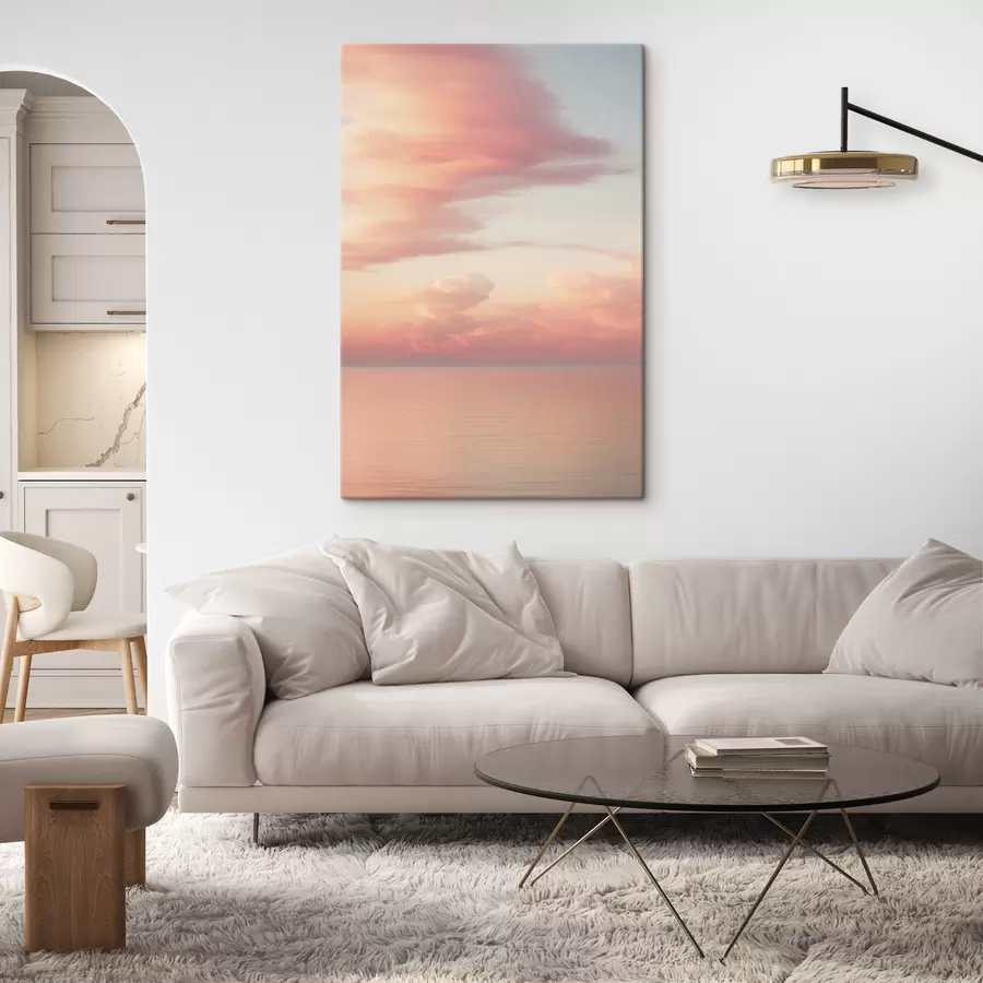 murales Un cielo en tonos pastel salpicado de suaves nubes sobre un océano tranquilo y resplandeciente al atardecer s49177