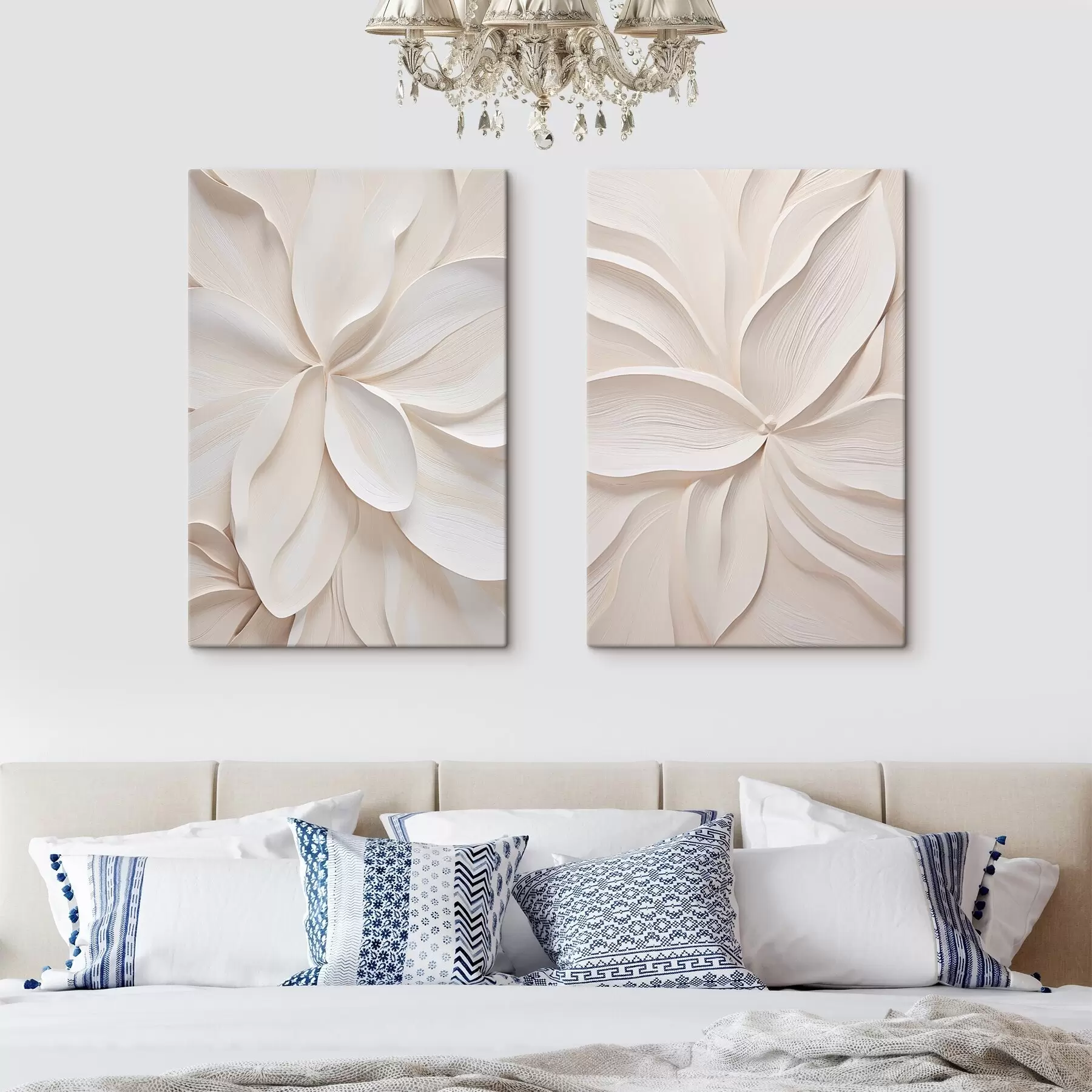 murales Flor grande y abstracta, de color blanco cremoso, con pétalos delicados y superpuestos m30691