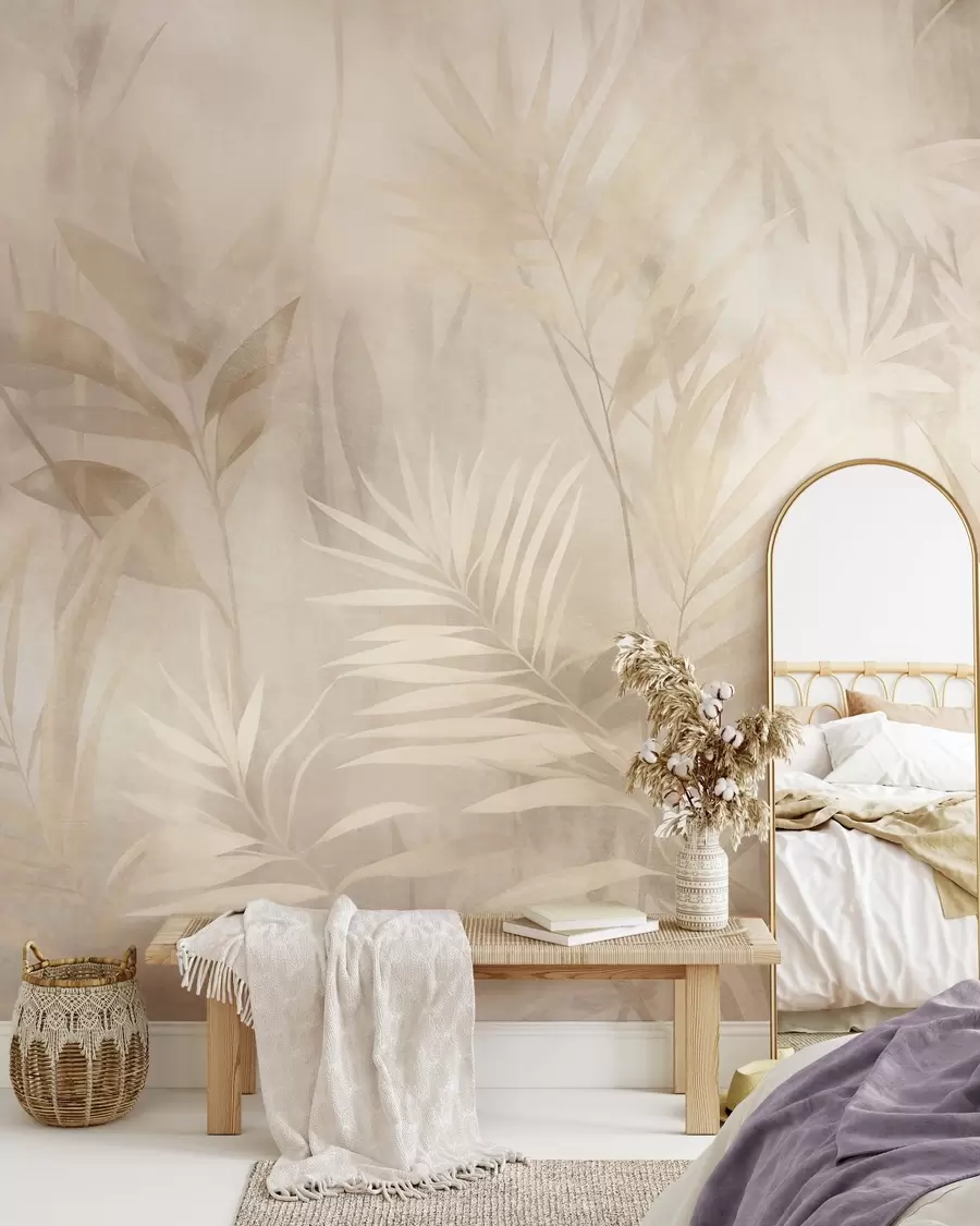 peintures murales Feuilles de palmier dans des tons beiges et crème discrets, sur un fond doux, jungle tropicale w10023