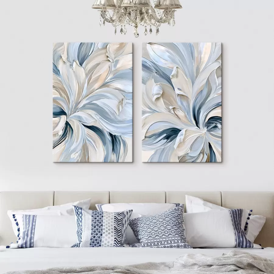 wall murals Picturesque brushstrokes in shades of blue m30923